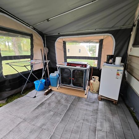 Camping Le Val Aux Fees - Broceliande Concoret Экстерьер фото