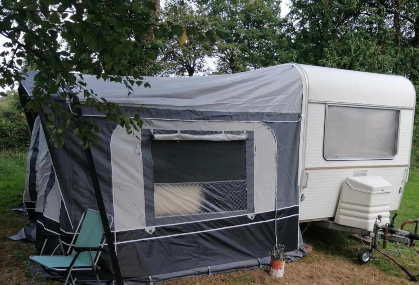 Camping Le Val Aux Fees - Broceliande Concoret Экстерьер фото