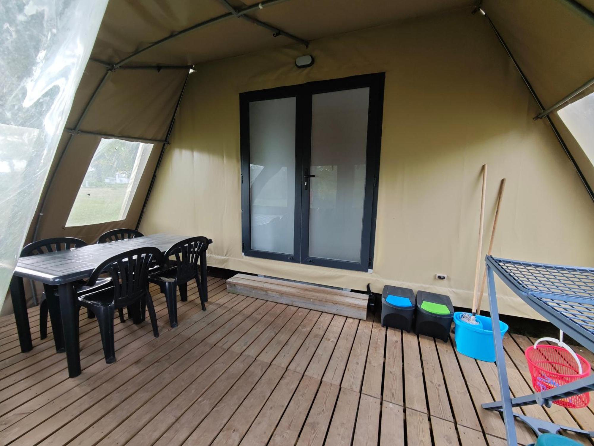 Camping Le Val Aux Fees - Broceliande Concoret Экстерьер фото