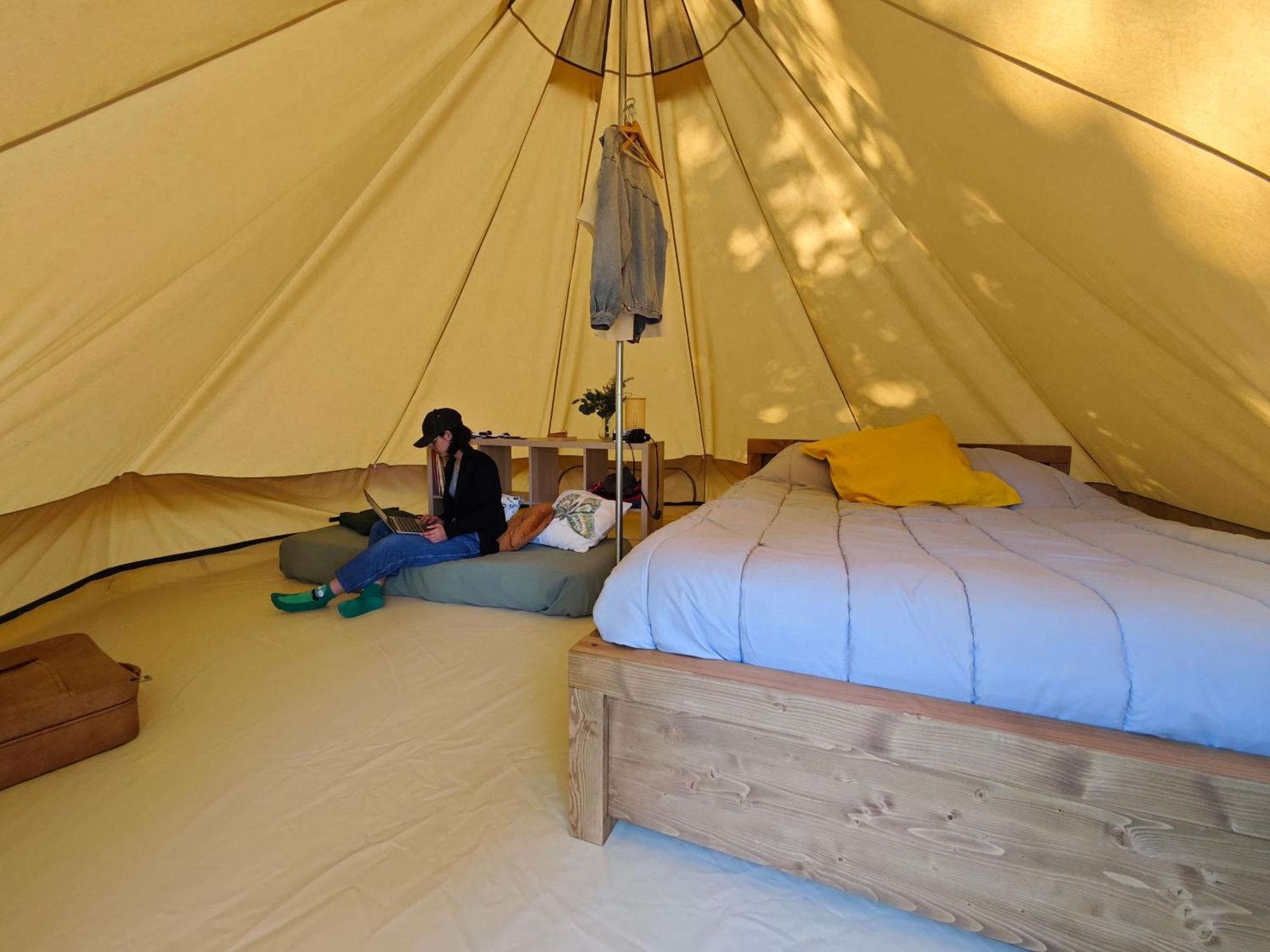 Camping Le Val Aux Fees - Broceliande Concoret Номер фото