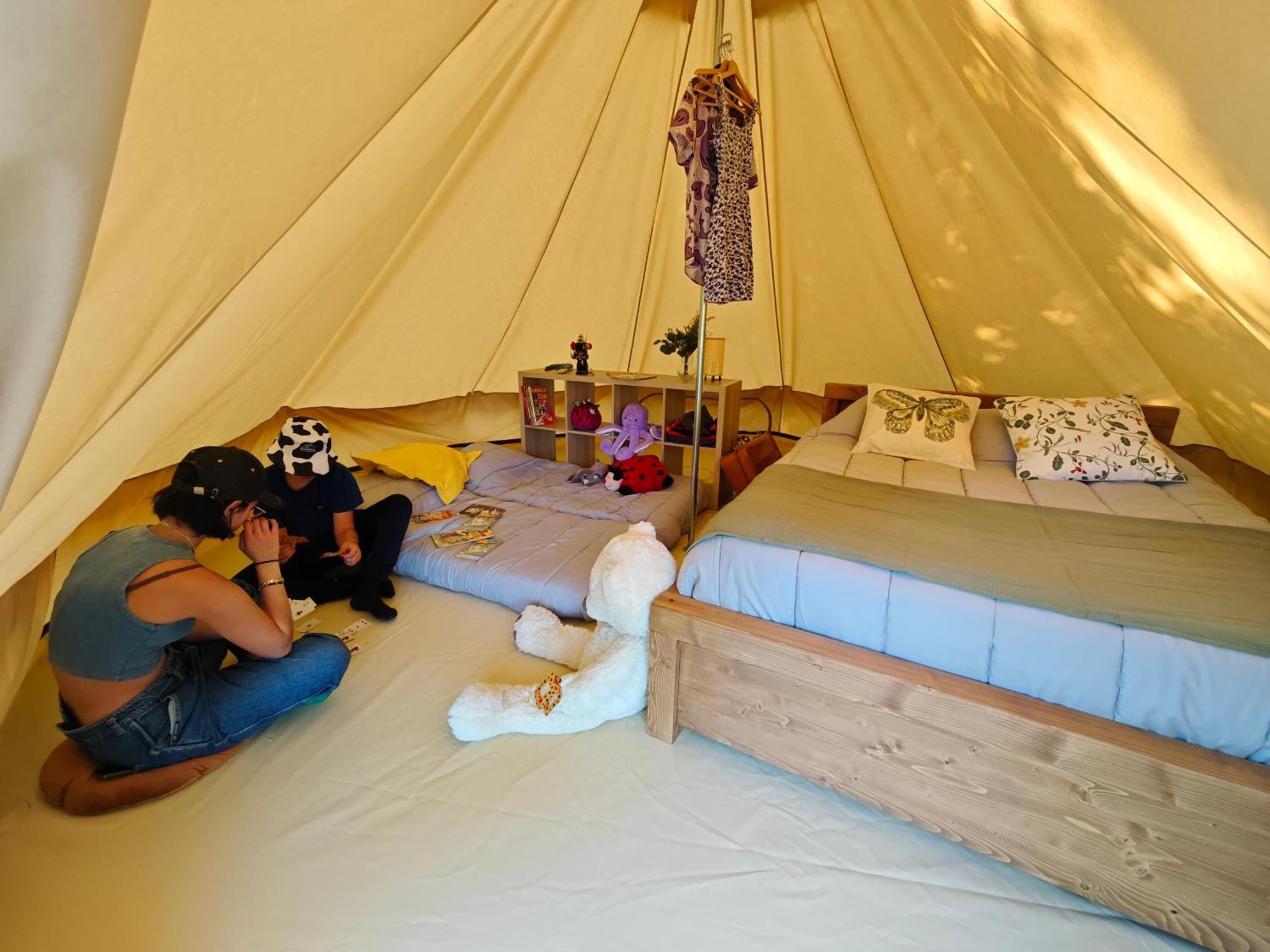 Camping Le Val Aux Fees - Broceliande Concoret Номер фото
